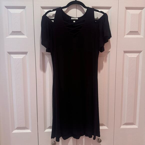 Simply Southern Women's Black Cold Shoulder Criss Cross V-neck Dress Size M - Picture 1 of 6
